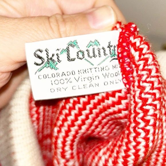 VINTAGE 💯 Virgin Wool HandKnitted Ski Beanie By Ski Country ALTA ⛷️🚠 Utah Resort - Picture 7 of 8